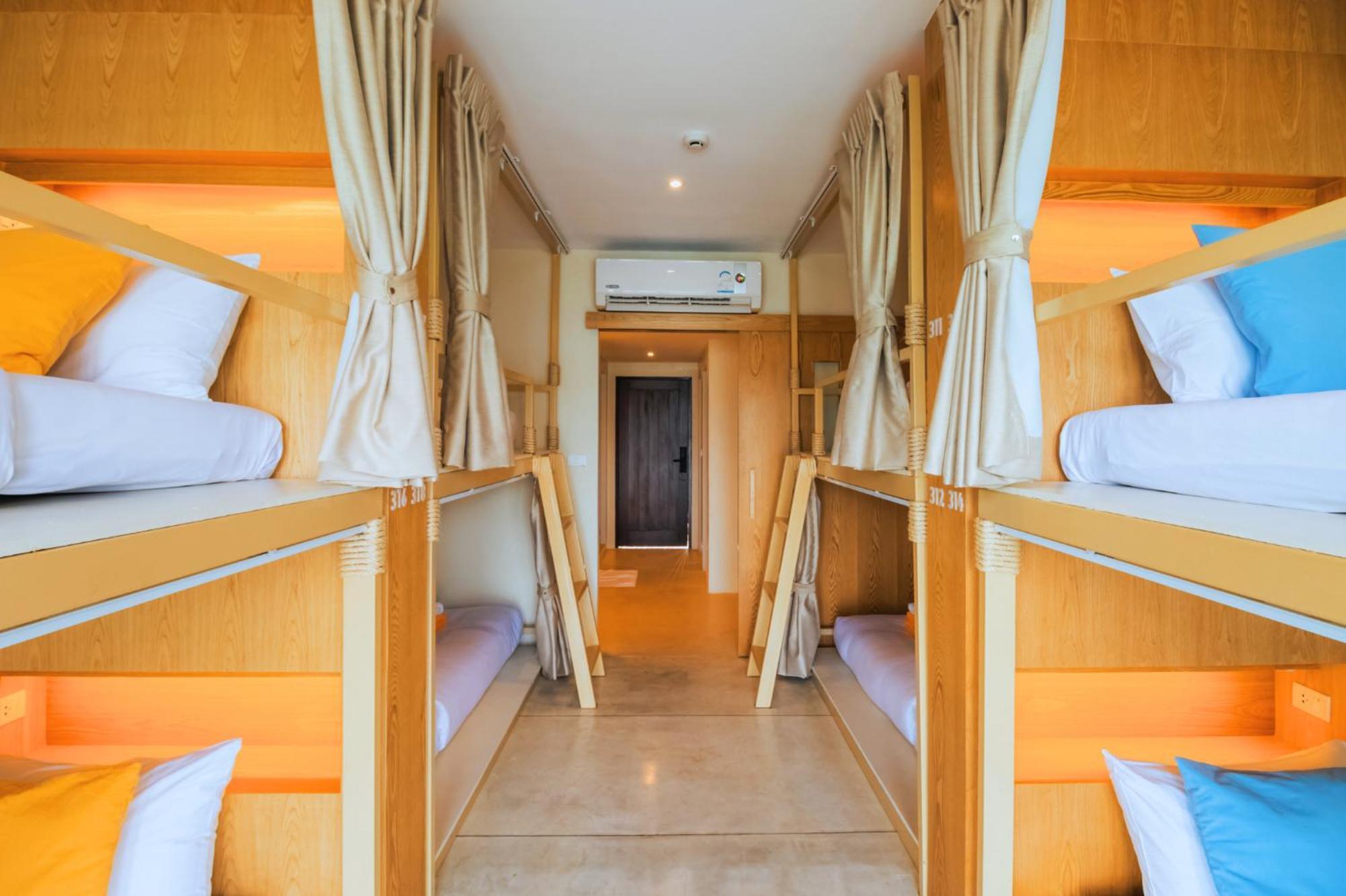 Sea Sun Bed & Beyond Hotel Плажа Банграк Екстериор снимка